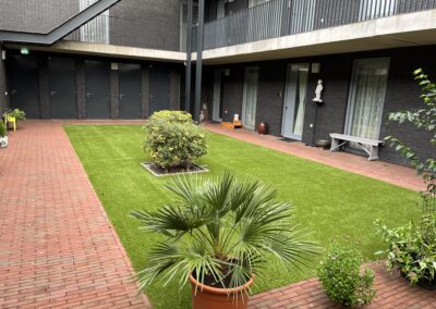 Kunstgras binnentuin